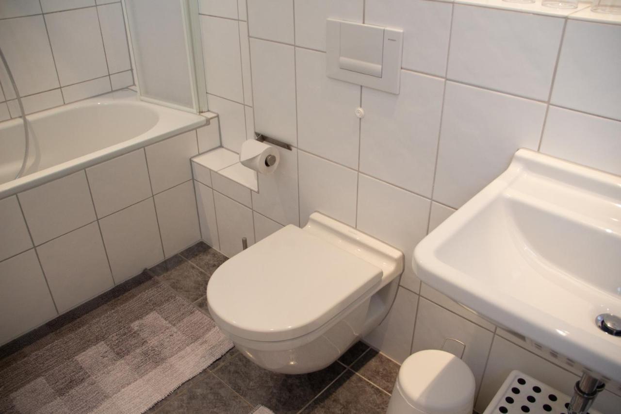 Ferienwohnung Hufelandstern Bis 7 Personen - Mit E-Ladesaeule! Bad Wildungen Buitenkant foto